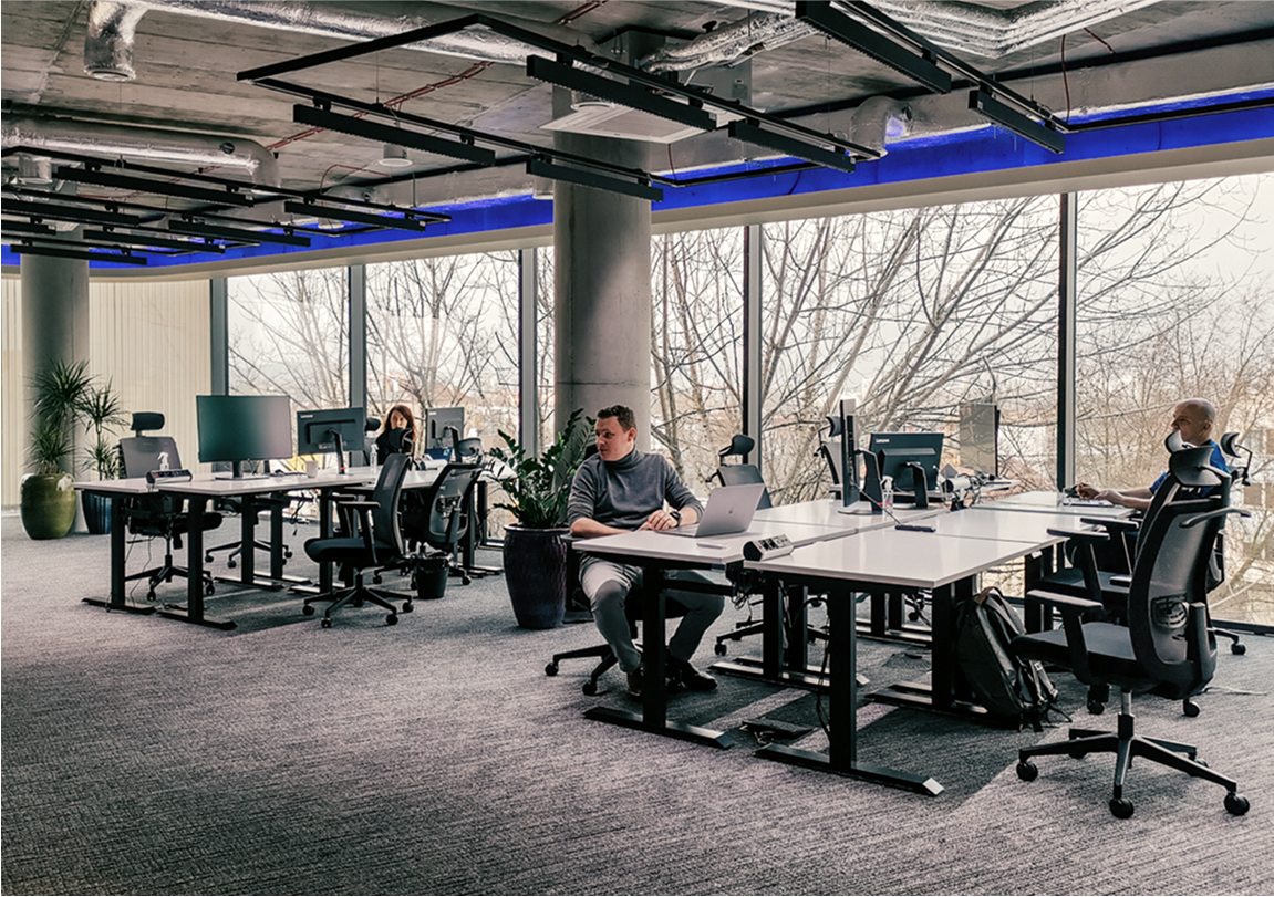 krakow hub with people sitting at desks